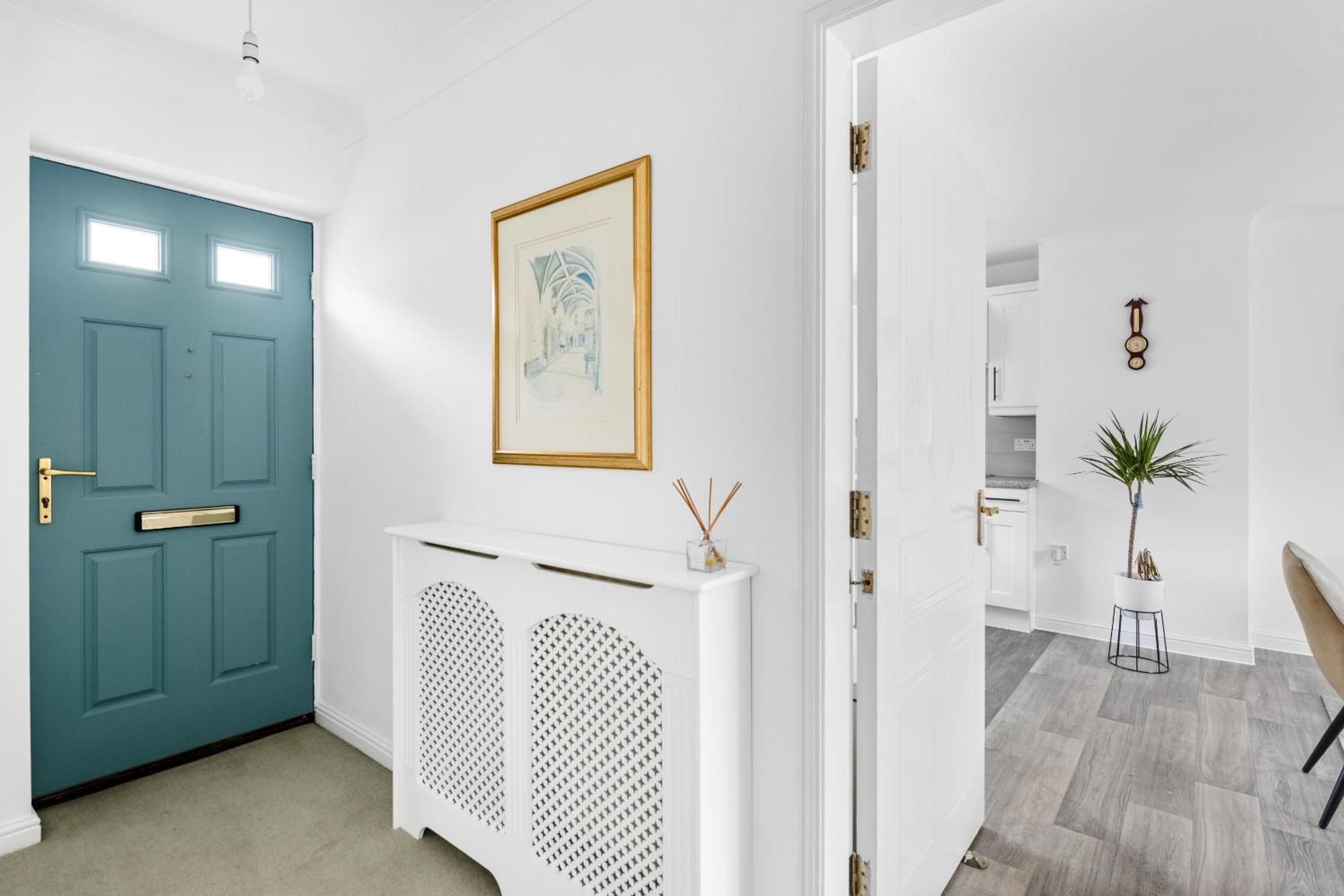 Luxurious 3 Bed House With Free Parking, Close To The Train Station & Town 布伦特里 外观 照片