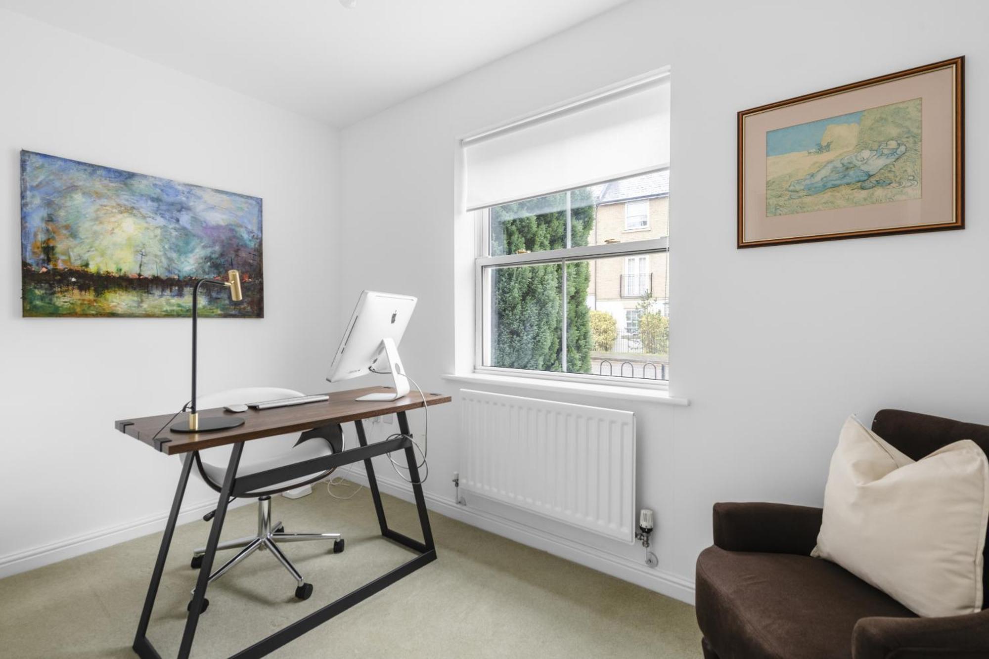 Luxurious 3 Bed House With Free Parking, Close To The Train Station & Town 布伦特里 外观 照片